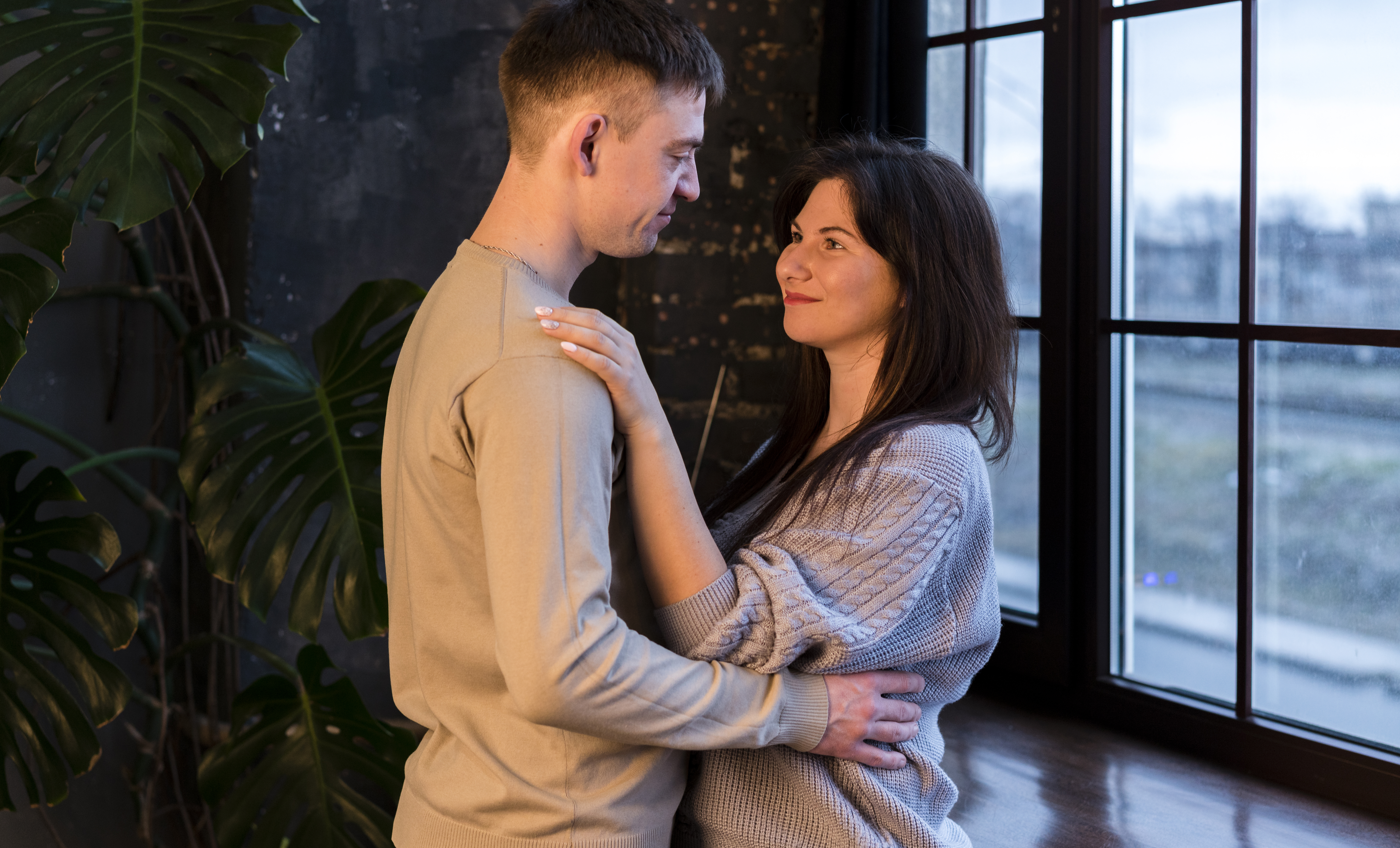 Strengthen Emotional Intimacy With Partner